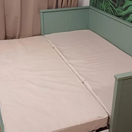 West Harbor Apartament