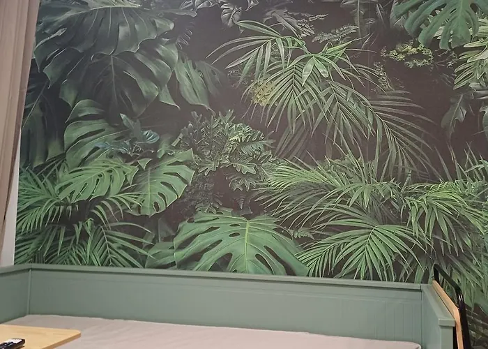 West Harbor Апартаменты